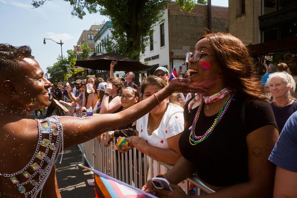 Analyse approfondie : La place des séries TV dans la culture populaire